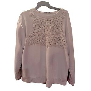 Zara cream colored oversized crewneck crocheted sweatshirt size large